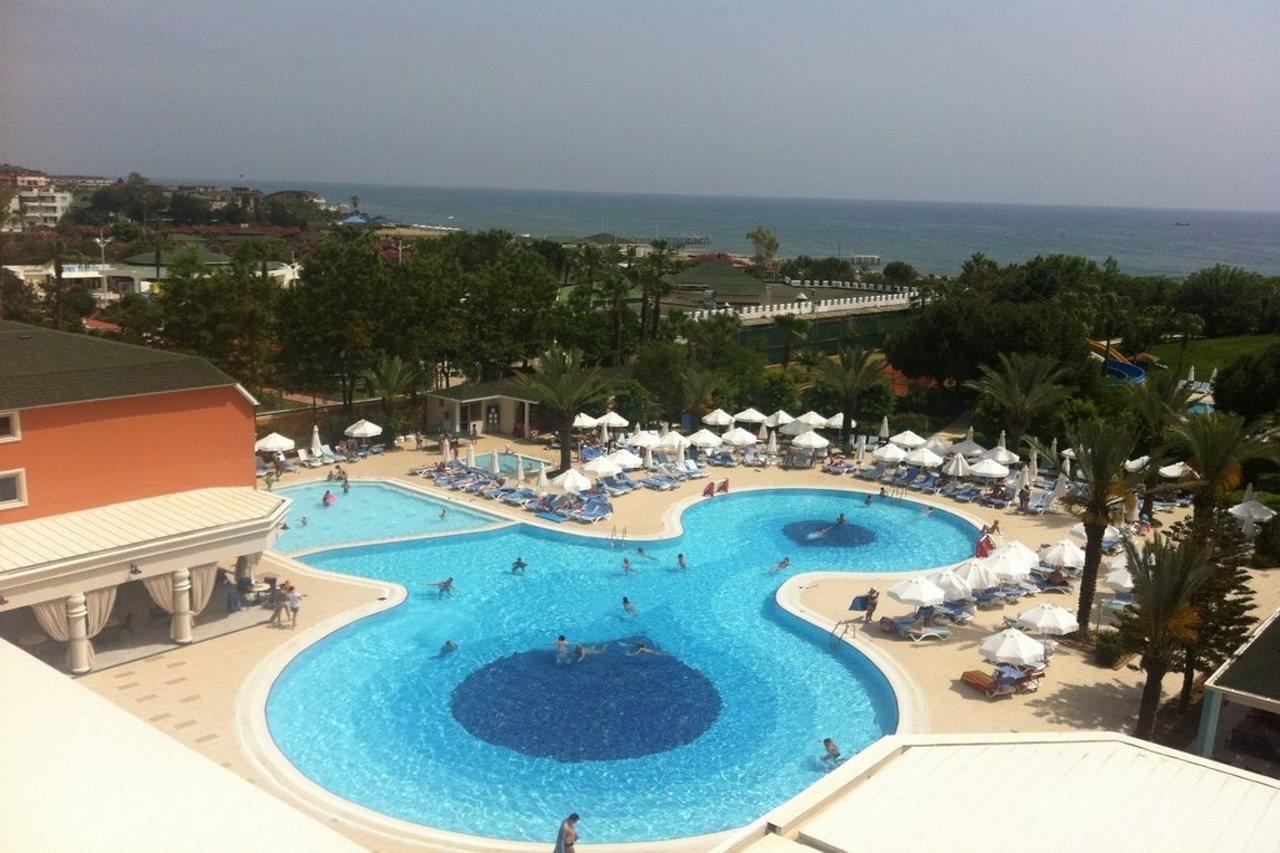 Insula Resort & Spa Alanya Exteriör bild